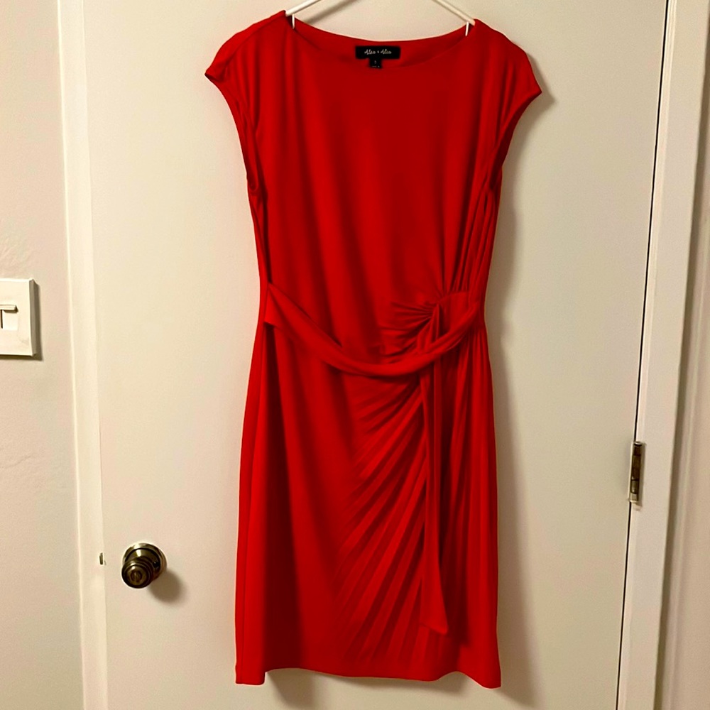 Alex + Alex coral pleated knot sheath dress